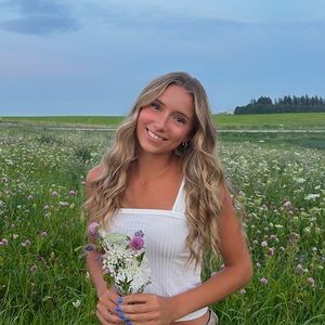 Meet your Posher, Deidra